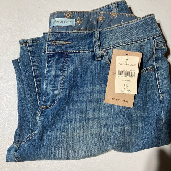 Jeans - Picture 1 of 4